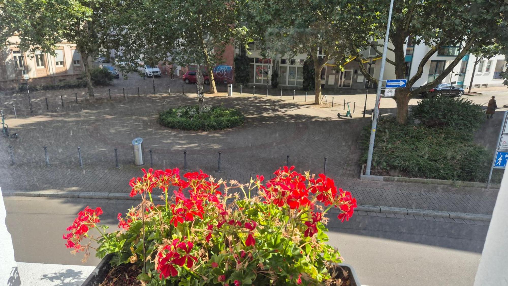 City Central Apartment House Кайзерслаутерн Екстериор снимка